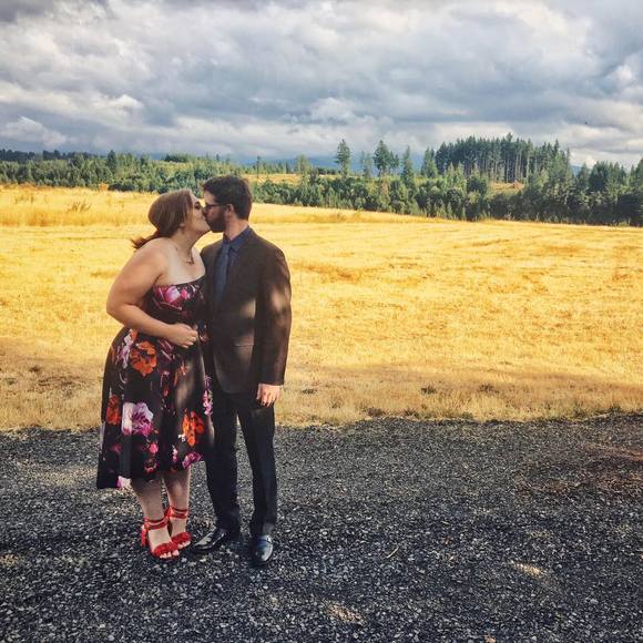 Meet your Posher, Liz & her puppy, Roxie - Picture 1 of 2